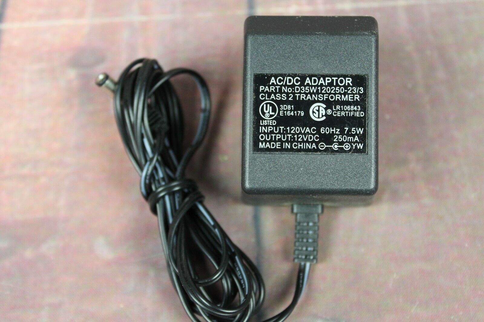 NEW AC DC Adaptor D35W120250-23/3 Class 2 Transformer 12VDC 250mA Power supply